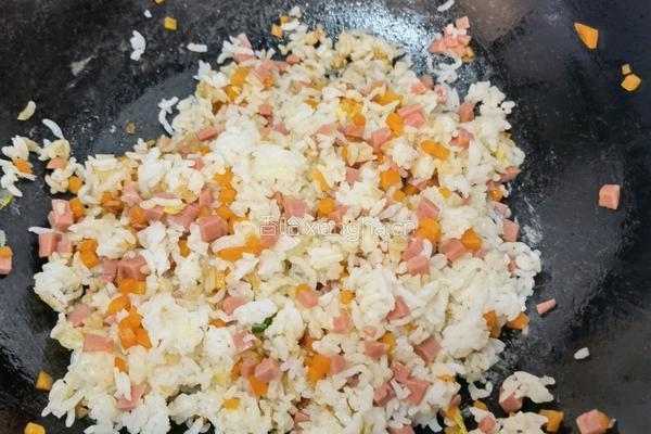 虾仁蛋炒饭的做法图解10