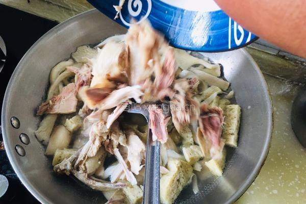 清炖土鸡的做法图解13