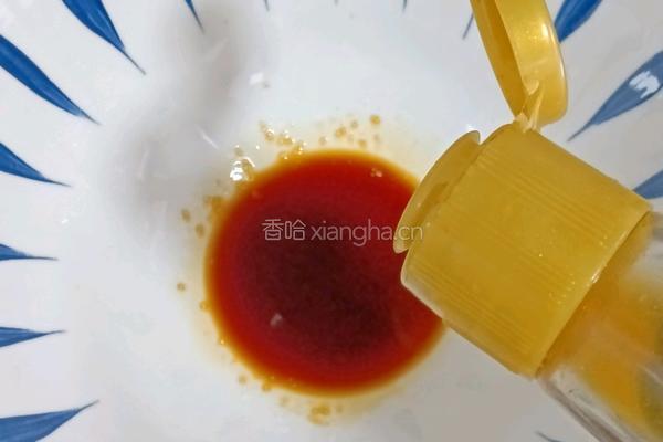 肉丸鸡蛋面的做法图解3