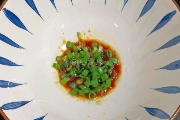 香肠鸡蛋面的做法图解4