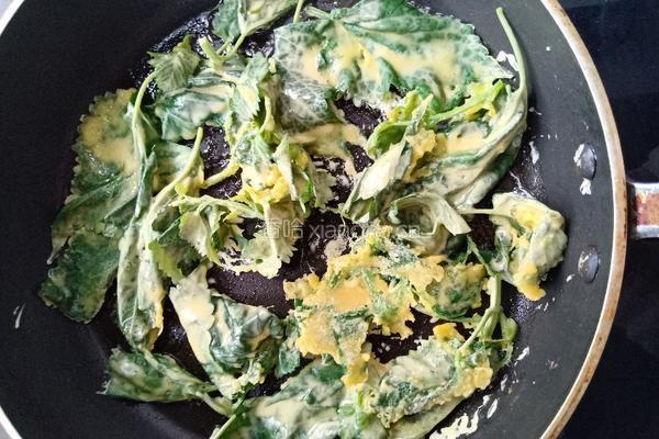 初夏灵魂菜 鲜霍香煎蛋饼 的做法图解7
