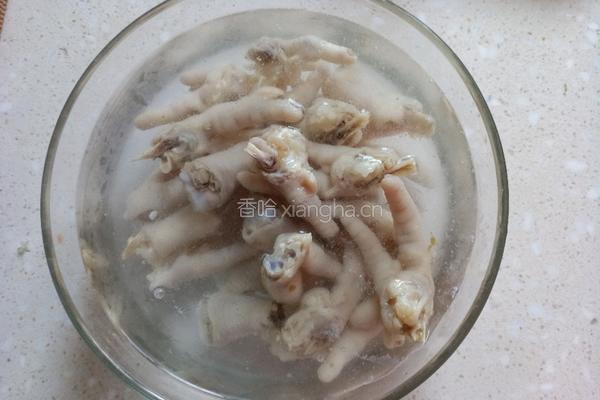 柠檬泡椒鸡爪的做法图解3