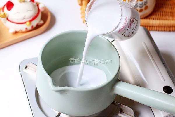 奶香椰子糕的做法图解2