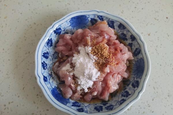 青椒炒肉丝的做法图解5