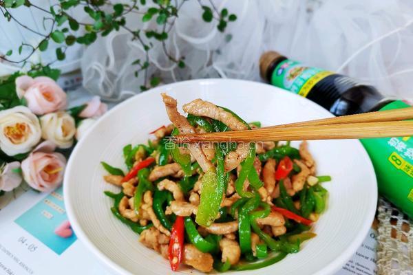青椒炒肉丝的做法图解13