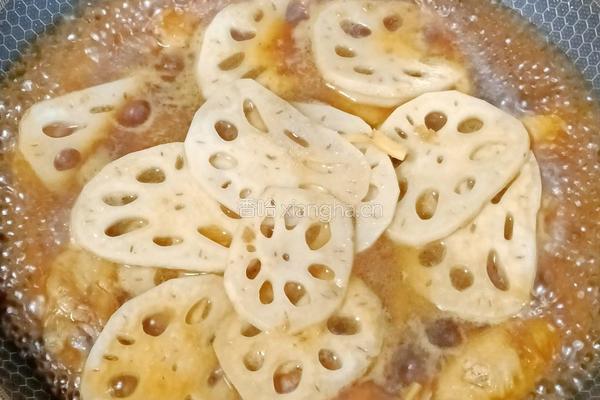 莲藕烧鸡翅的做法图解12