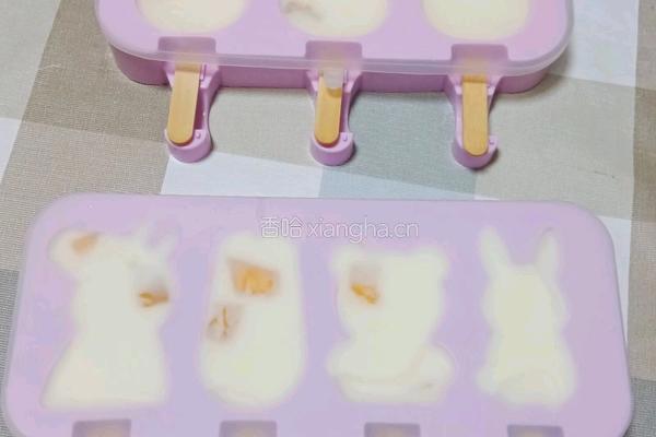 牛奶芒果雪糕的做法图解10