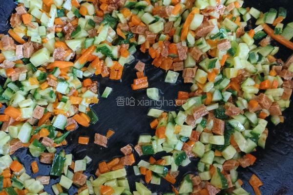 黄金炒饭的做法图解4
