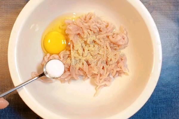 辣椒炒肉丝的做法图解3
