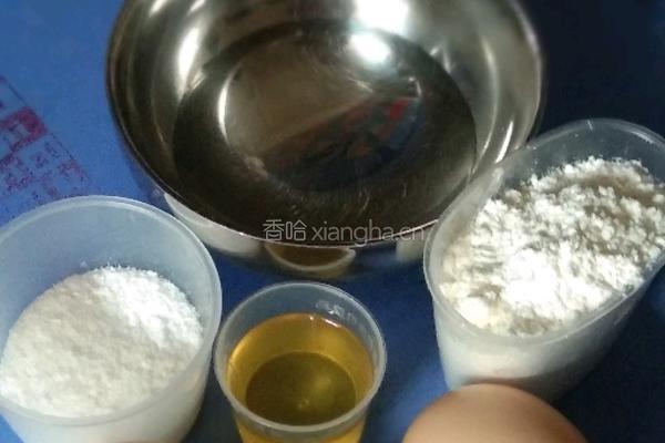 纸杯蛋糕的做法图解1