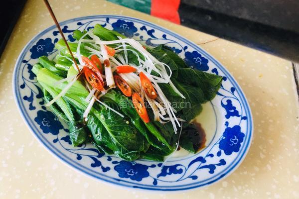 蒜香白灼菜心的做法图解8