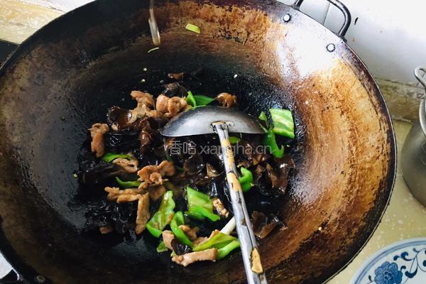 木耳青椒炒肉片的做法图解11