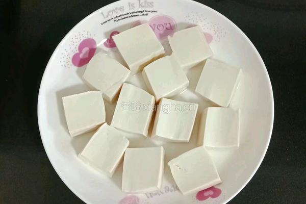 豆腐鱼丸番茄汤的做法图解3