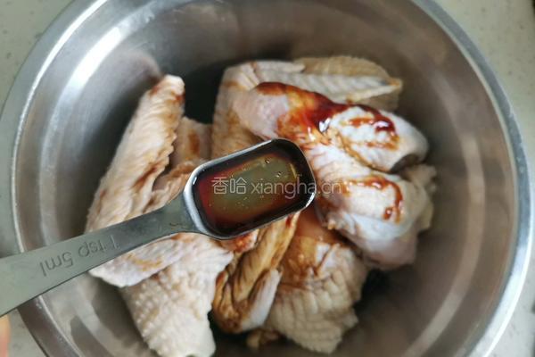 电饭锅焖鸡翅的做法图解5