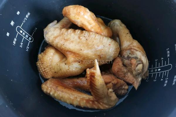 电饭锅焖鸡翅的做法图解9