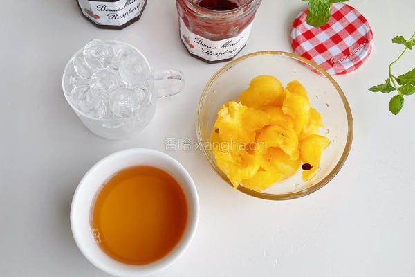 菠萝树莓苏打冰饮的做法图解2