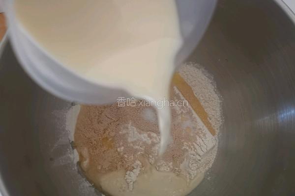 豆浆面包的做法图解2