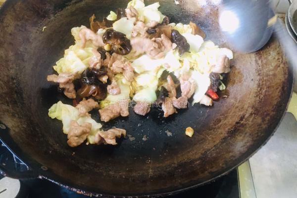 莲花白木耳过油肉的做法图解11
