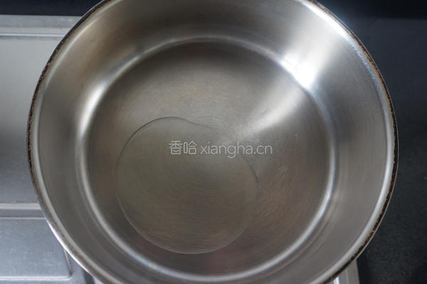 苦瓜炒咸肉的做法图解2
