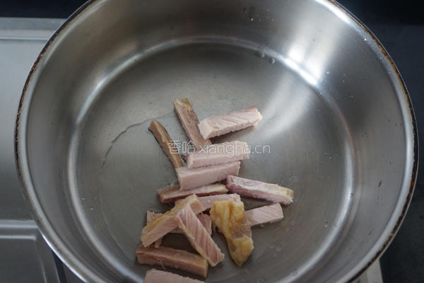 苦瓜炒咸肉的做法图解3