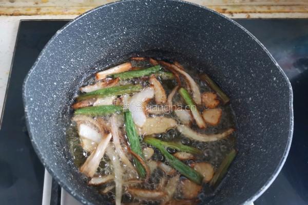 葱油蒸鸡腿的做法图解6
