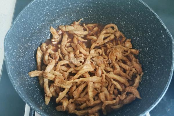 青椒肉丝凉拌面的做法图解7
