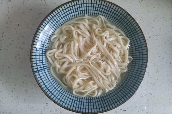 雪菜肉丝面的做法图解10
