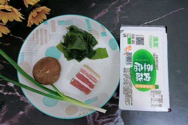 海带豆腐汤的做法图解2