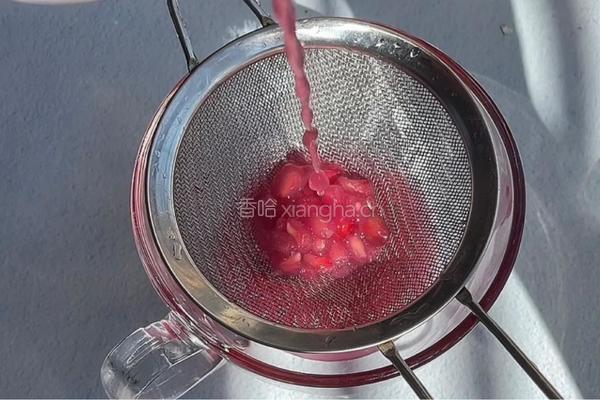 红石榴西米奶露的做法图解3