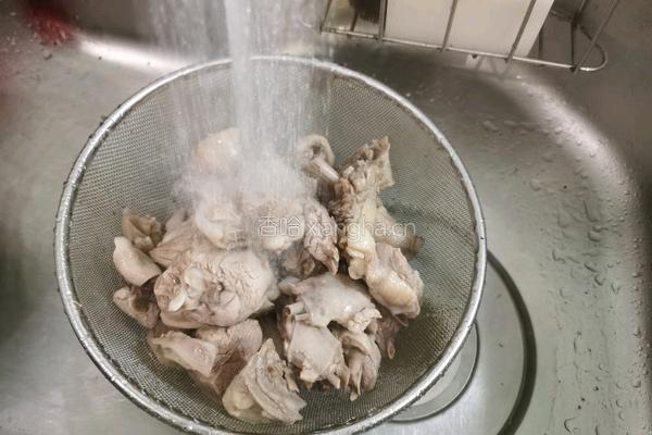豆豉啤酒鸭的做法图解3