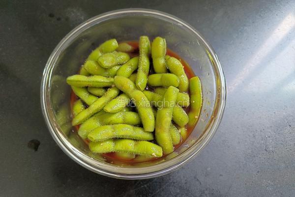 醪糟毛豆 的做法图解12