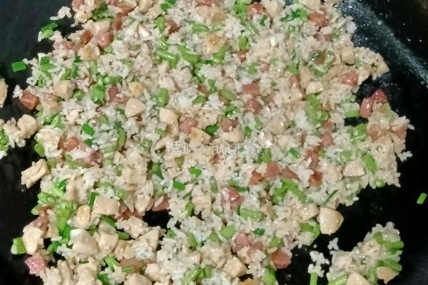 肉丸豆角炒饭的做法图解16
