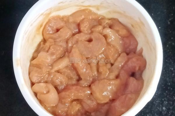 胡萝卜肉丝拌面的做法图解3