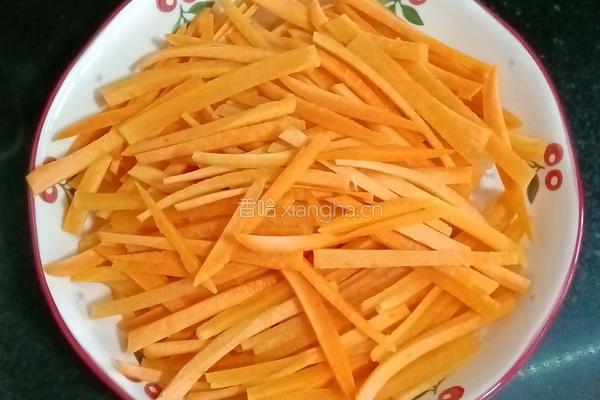 胡萝卜肉丝拌面的做法图解4