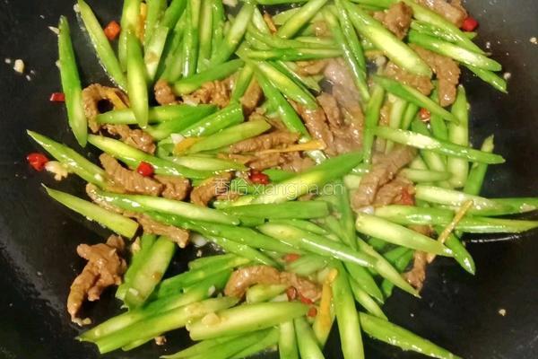 芦笋炒牛肉的做法图解13
