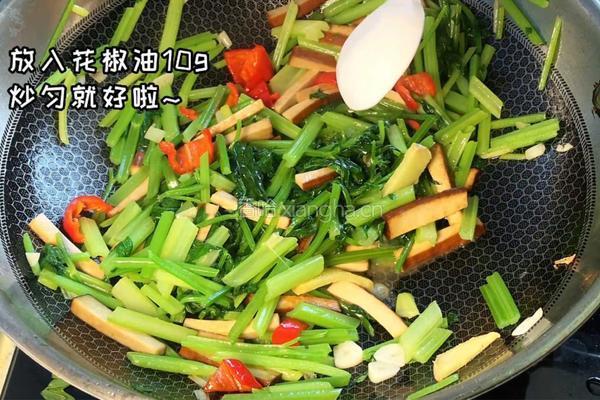 芹菜炒豆干的做法图解8
