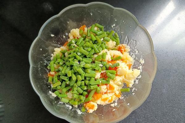 豇豆土豆沙拉 的做法图解8