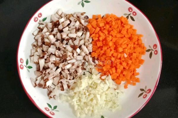 香菇胡萝卜蒸肉饼的做法图解7