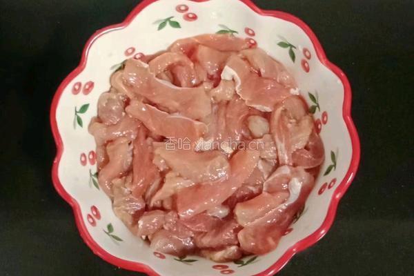 西芹炒牛肉的做法图解1