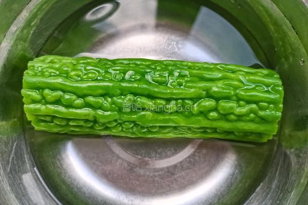 水果酿苦瓜的做法图解4