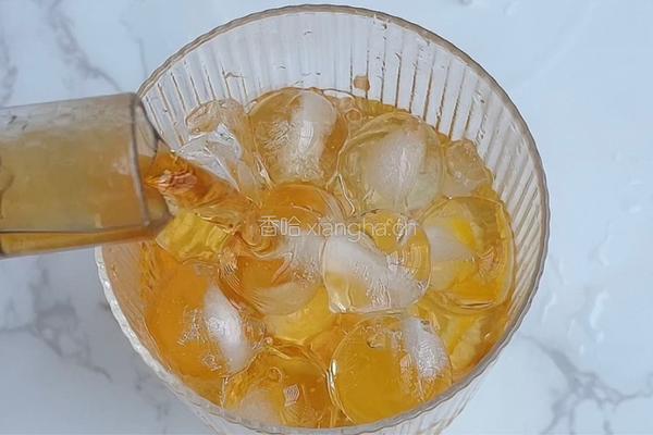 冰柠檬红茶的做法图解7