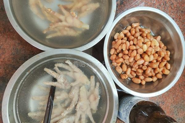 黄豆闷风爪的做法图解4