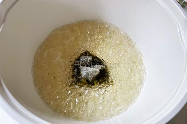 自制拉面奶茶的做法图解8