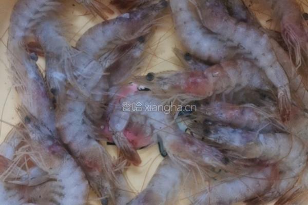白灼虾的做法图解1
