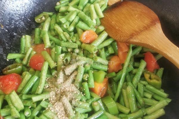 腊肠炒豆角的做法图解5