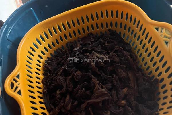 梅菜扣肉的做法图解2