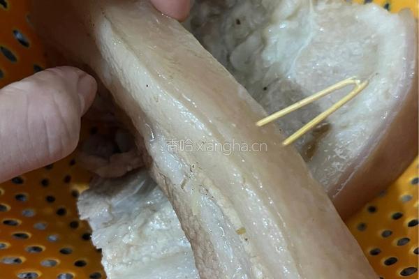 梅菜扣肉的做法图解3