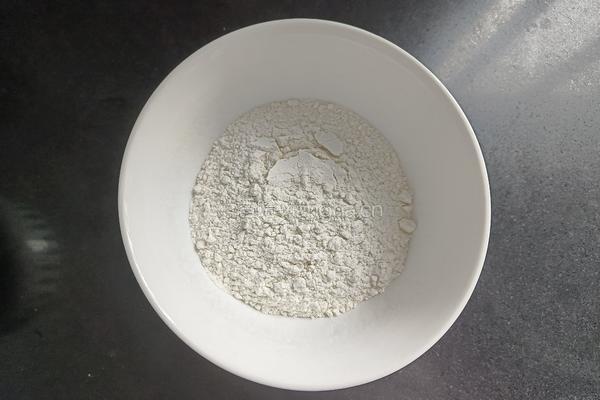 超级快手的面片汤 的做法图解2