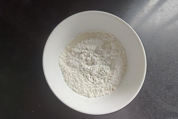 超级快手的面片汤 的做法图解4