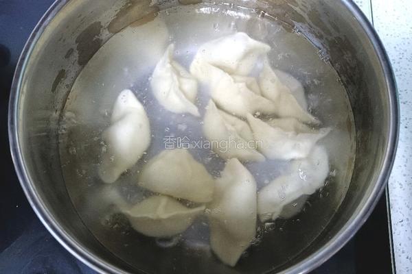 猪肉馅饺子的做法图解8